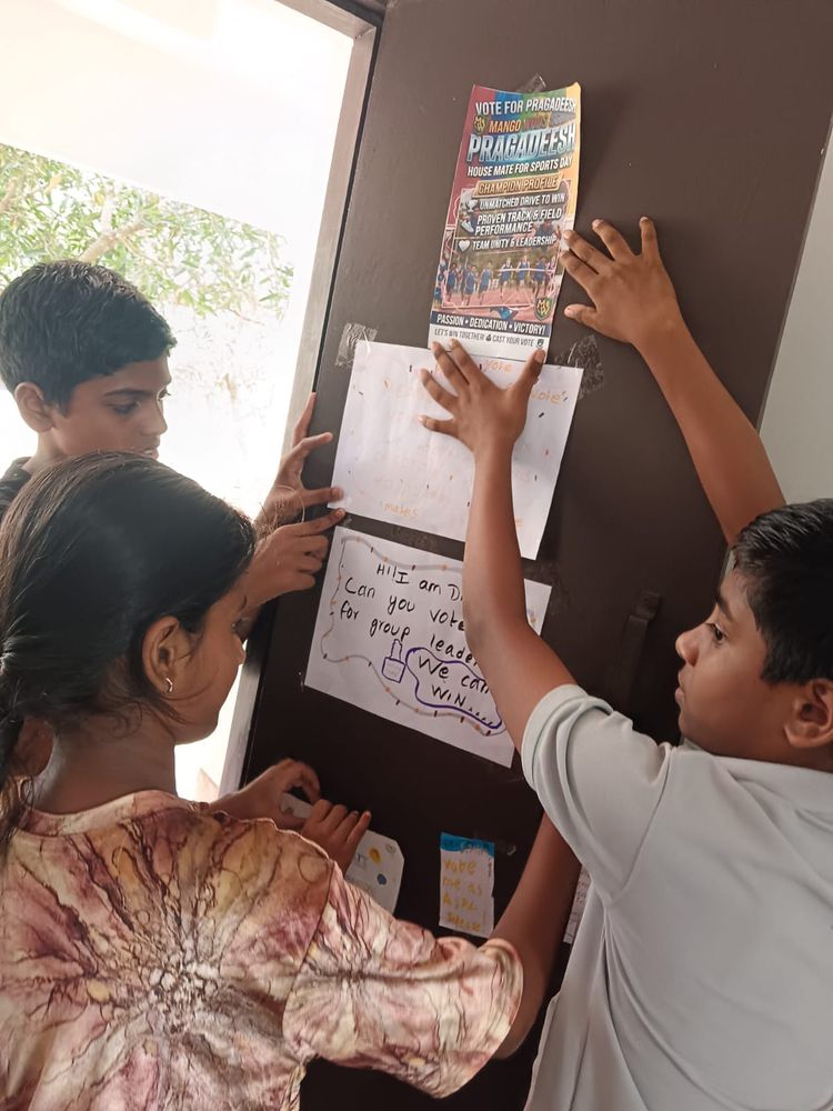 Children of all ages learning together at Mango Woods School