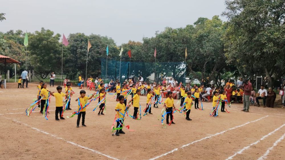 Children of all ages learning together at Mango Woods School